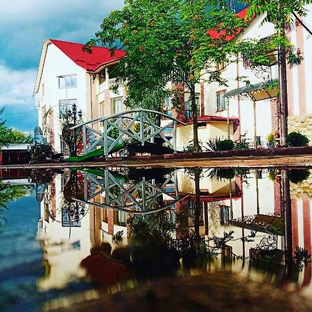 Pid Yavorom Hotel Drogomirchany ภายนอก รูปภาพ