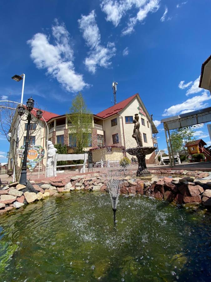 Pid Yavorom Hotel Drogomirchany ภายนอก รูปภาพ
